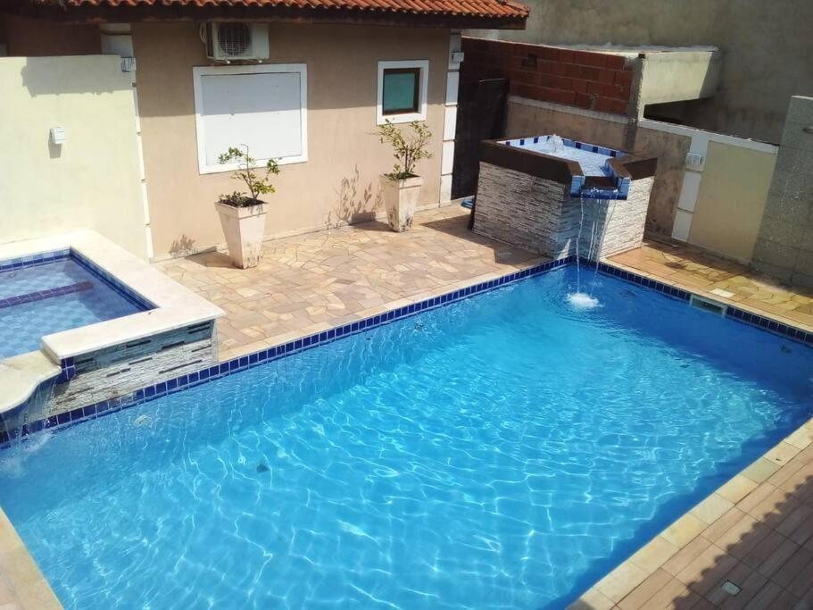 Lindo Sobrado No Condominio Бертиога Екстериор снимка